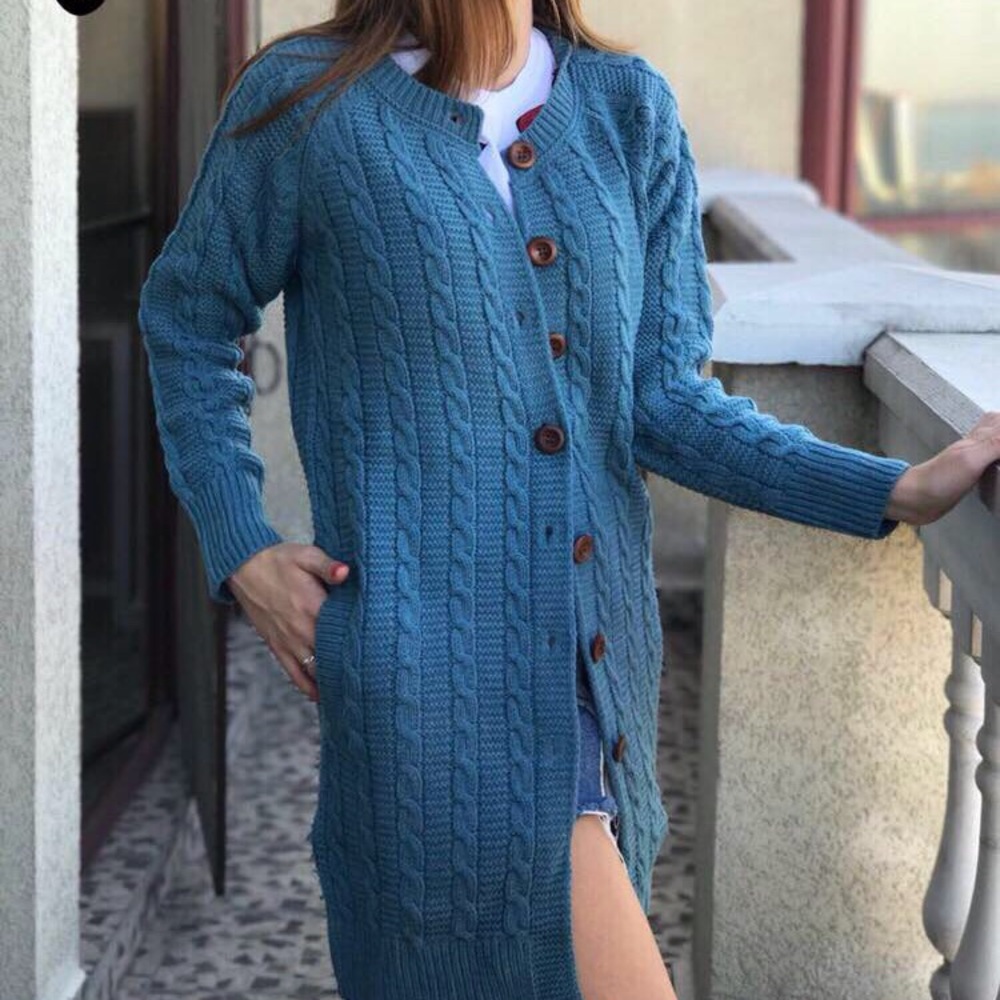 Knitted cardigan - cozy and beautiful